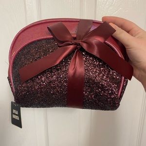 NWT Bella bonita make up bag set, maroon